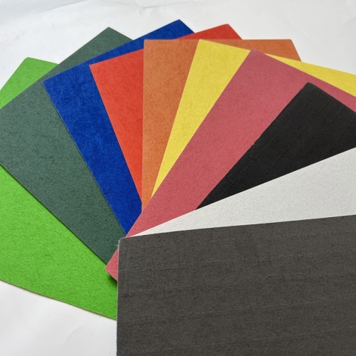 Customized color gypsum board facing